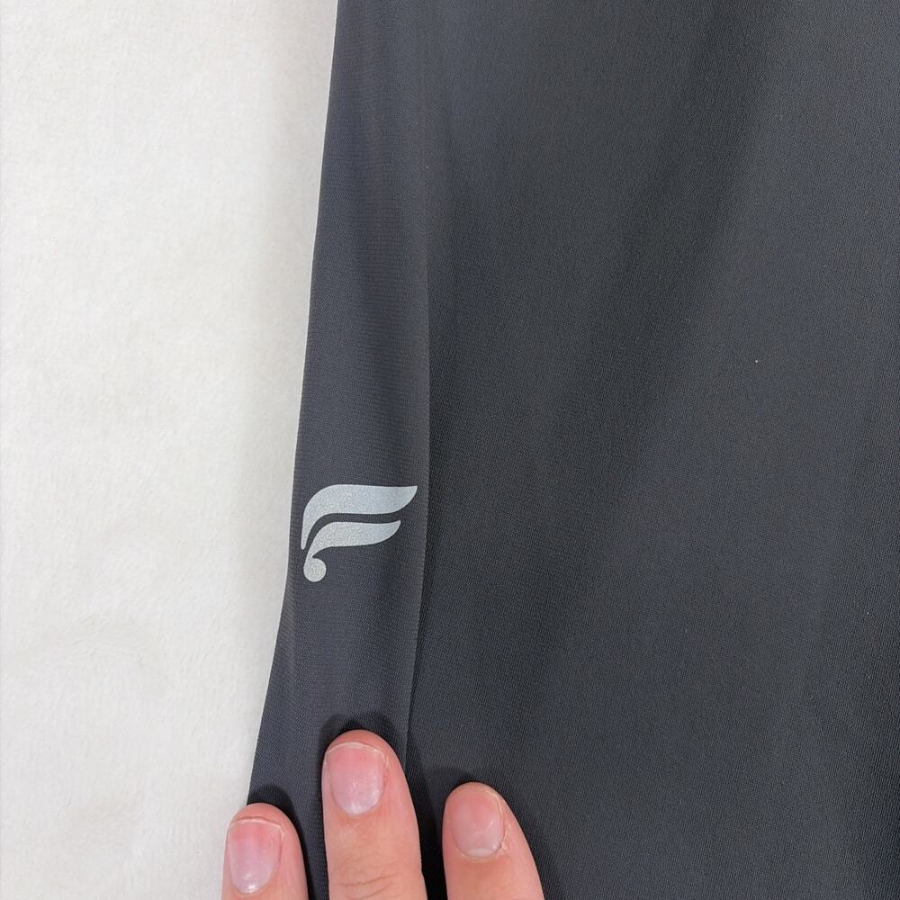 NWT Fabletics The One Jogger Women’s Dark Grey Athletic Performance Pant Size XS - Picture 13 of 13